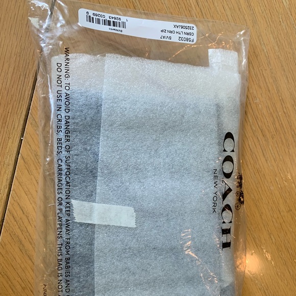 Coach Wristlet - Picture 5 of 7